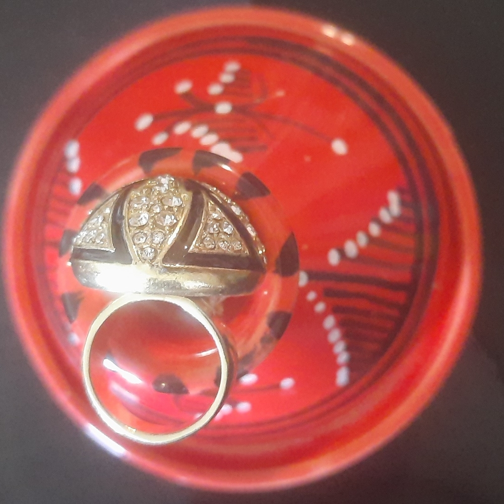 Chico's Ring ✨️ - Picture 3 of 4